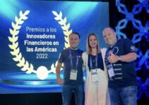 Santiago Botero, CEO Finsocial, Mayra Granada, CEO de Wiipol y Jean Pierre Grosso, CEO, Red5G